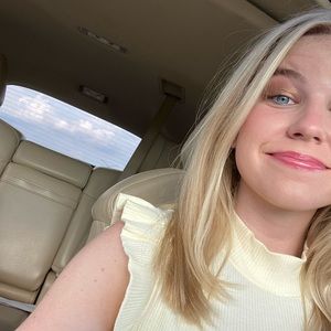 Meet your Posher, Sara